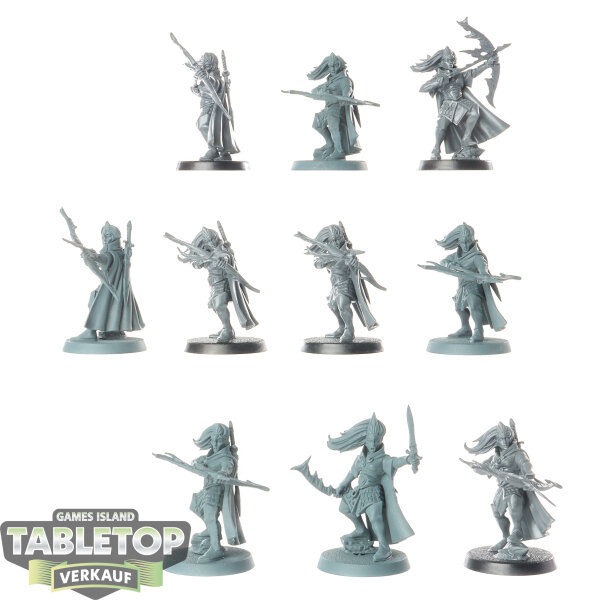 High Elf Realms - 10 x Sisters of Avelorn - teilweise bemalt