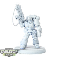 Space Marines - Primaris Lieutenant - grundiert