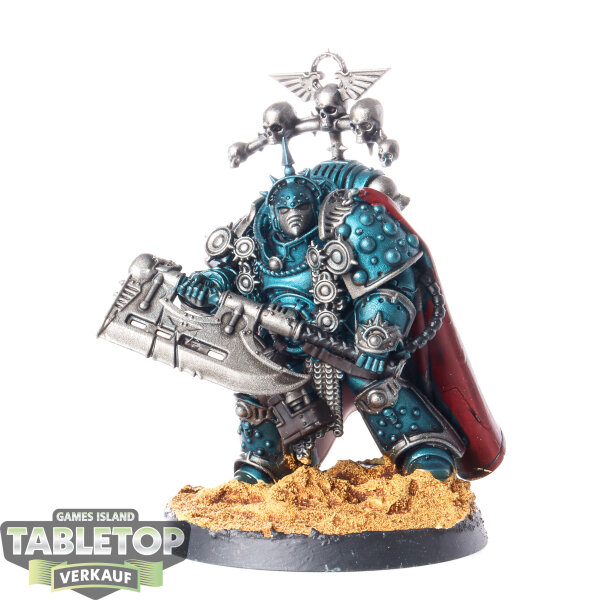Horus Heresy - Legion Praetor with Power Axe - bemalt