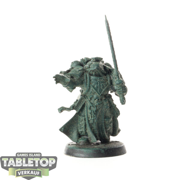 Dark Angels - Librarian Turmiel - grundiert