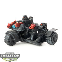 Space Marines - Attack Bike - bemalt