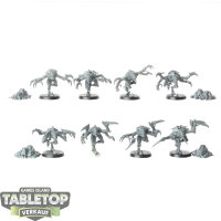 Tyraniden - 8x Genestealers - klassisch - unbemalt