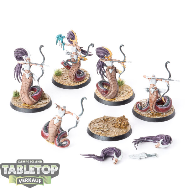 Daughters of Khaine - 5 Blood Stalkers - teilweise bemalt