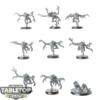 Tyraniden - 8 x Genestealers klassisch - teilweise bemalt