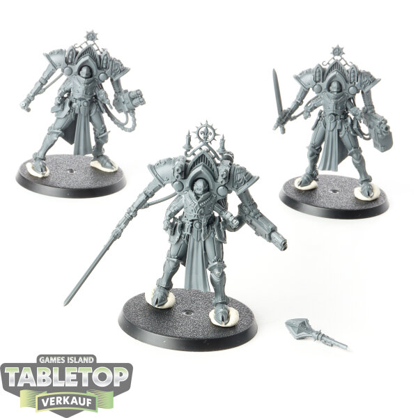 Adepta Sororitas - 3 Paragon Warsuits - unbemalt