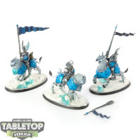 Empire of Man - 3 Demigryph Knights - bemalt