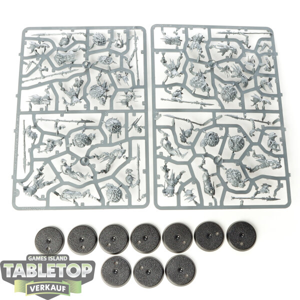 Orruk Warclans - 10 x Gutrippaz - im Gussrahmen