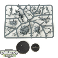 Orruk Warclans - Killaboss with Stab-grot - im Gussrahmen