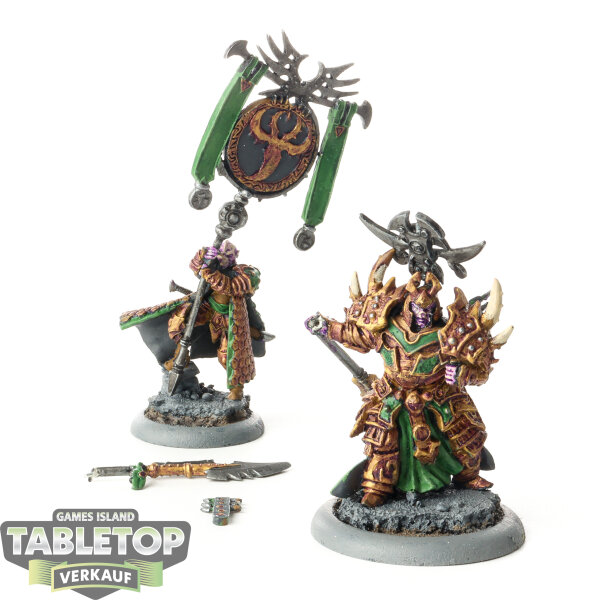Skorne - Tyrant Commander & Standard Bearer - bemalt