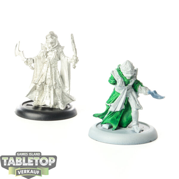 Skorne - 2 Paingiver Beast Handlers - teilweise bemalt