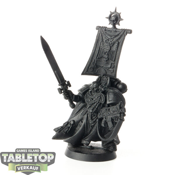 Dark Angels - Captain klassisch - grundiert