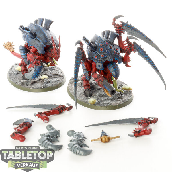 Tyraniden - 2 x Carnifex Brood - teilweise bemalt