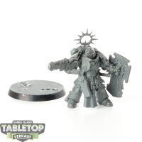 Space Marines - Lieutenant with Storm Shield - unbemalt