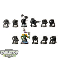 Orks - 11 x Ork Boyz - teilweise bemalt