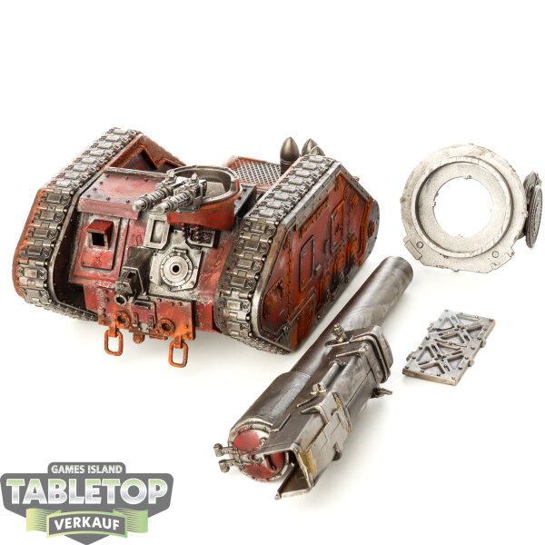 Astra Militarum - Basilisk (Leman Russ Battle Tank) - teilweise bemalt