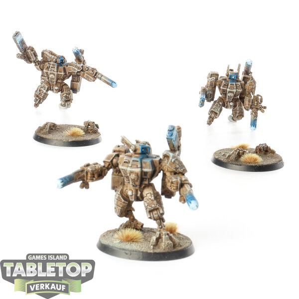Tau Empire - 3 x XV8 Crisis Battlesuit Team - bemalt