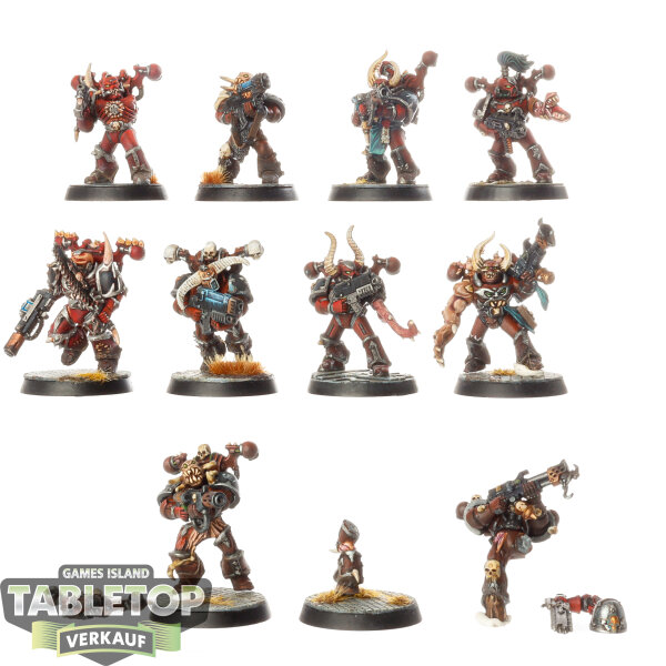 Chaos Space Marines - 10 Chaos Space Marines - bemalt