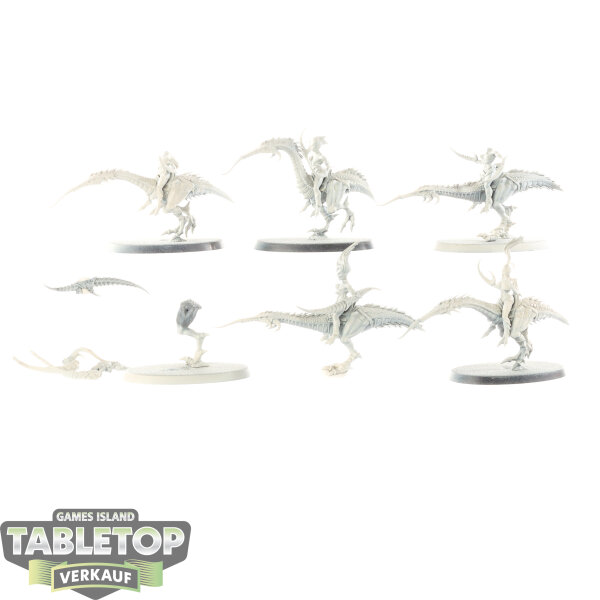 Hedonites of Slaanesh - 5 x Seekers of Slaanesh - teilweise bemalt