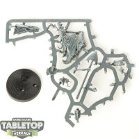 Warhammer Quest - Gorslov the Gravekeeper - im Gussrahmen