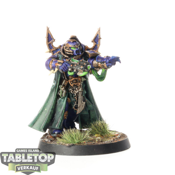 Chaos Space Marines - Chaos Space Marines Sorcerer / Librarian - bemalt