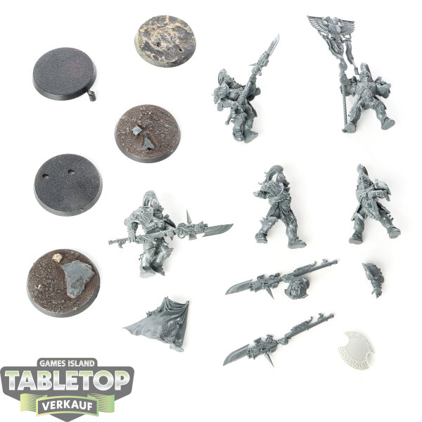 Adeptus Custodes - 5x Custodian Guard Squad - unbemalt