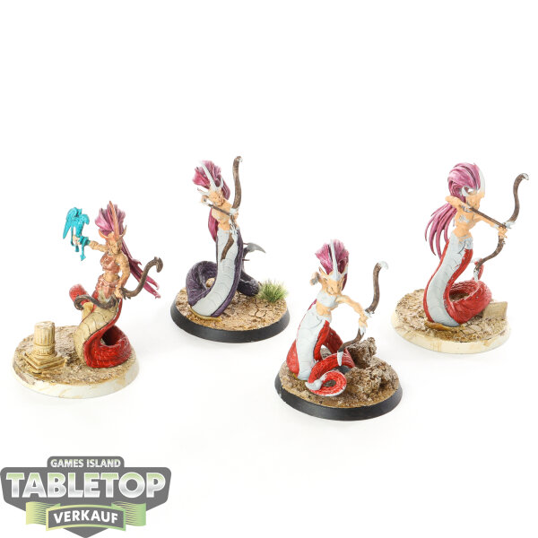 Daughters of Khaine - 4x Blood Stalkers - teilweise bemalt