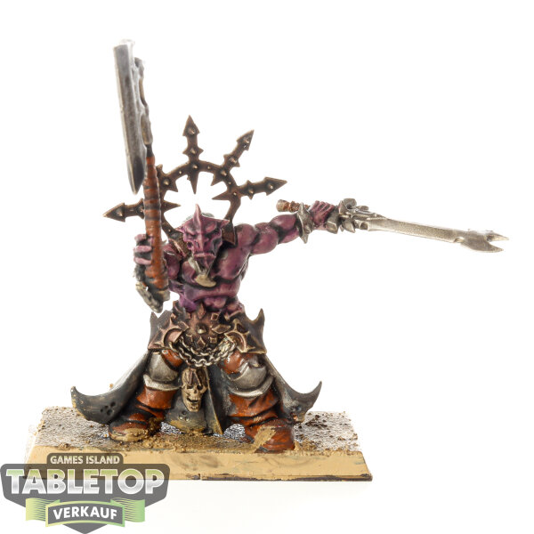 Slaves to Darkness - Shrinemaster - bemalt