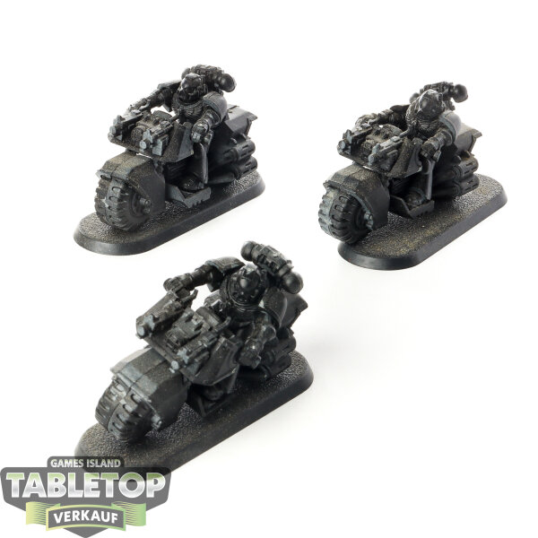 Dark Angels - 3 x Space Marine Bike Squad - grundiert