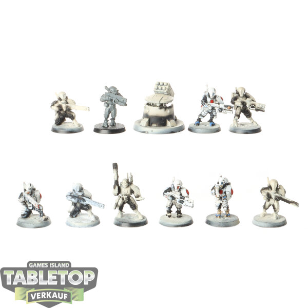 Tau Empire - 10x Fire Warriors Strike Team - teilweise bemalt