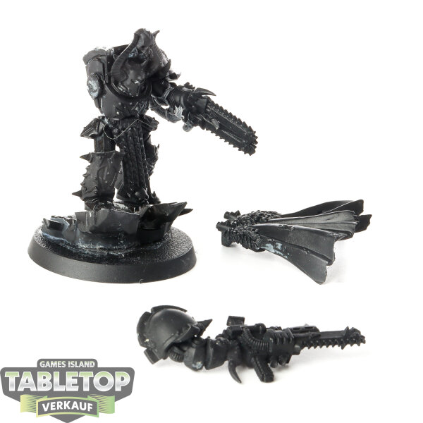 Chaos Space Marines - Chaos Lord in Terminator Armour - grundiert