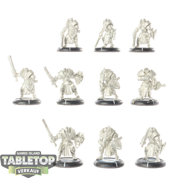 Cygnar - 10 Sword Knight Unit - unbemalt