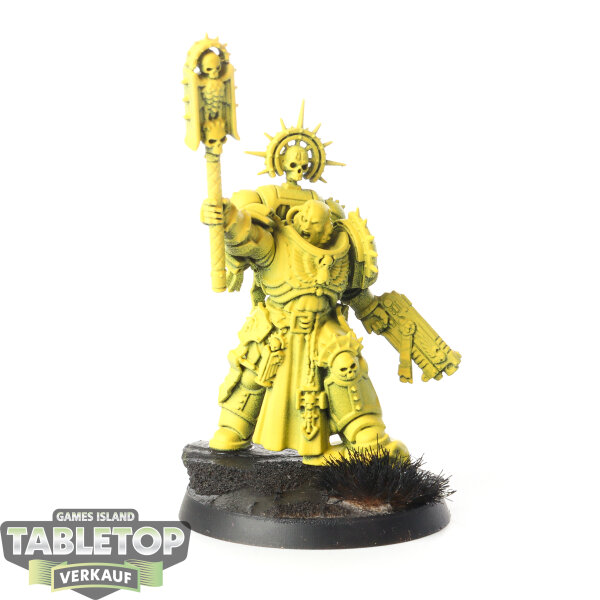 Space Marines -  Primaris Chaplain - teilweise bemalt