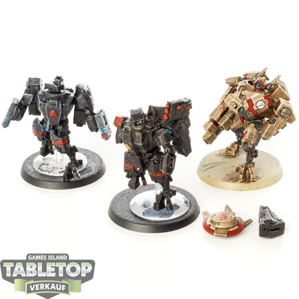Tau Empire - 3 x XV8 Crisis Battlesuit Team - bemalt