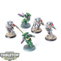 Space Marines - 5x Assault Intercessors - teilweise bemalt