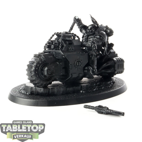 Space Marines - Primaris Chaplain on Bike - grundiert