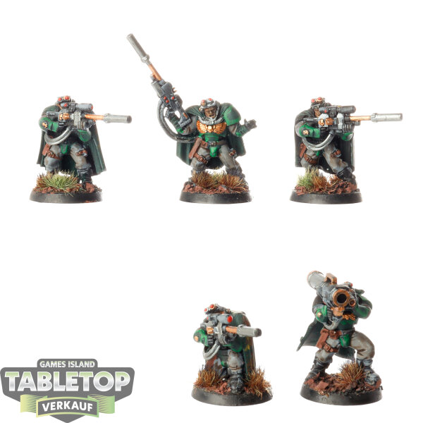 Space Marines - 5 x Scouts klassisch - bemalt