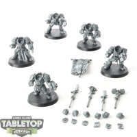 Grey Knights - 5x Grey Knights Paladins - teilweise gebaut