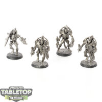 Necrons - 4 Triarch Praetorians - grundiert