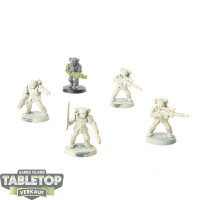 Astra Militarum - 5 x Tempestus Scions - teilweise bemalt