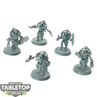 Necrons - 5 Triarch Praetorians - grundiert