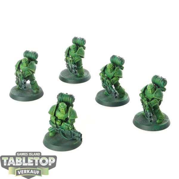 Horus Heresy - 5x MKIII Tactical Squad klassisch with Phaistos pattern Heavy Flamers  - teilweise bemalt