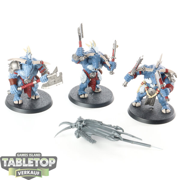 Beasts of Chaos - 3x Bullgors - teilweise bemalt