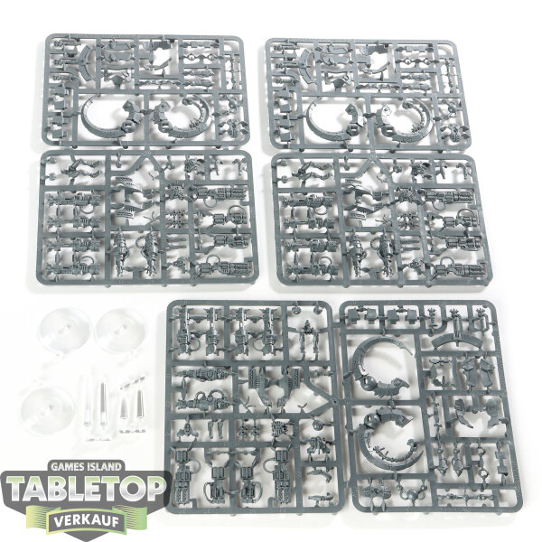 Necrons - 3 x Tomb Blades - im Gussrahmen