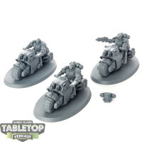 Space Marines - 3x Outriders - grundiert