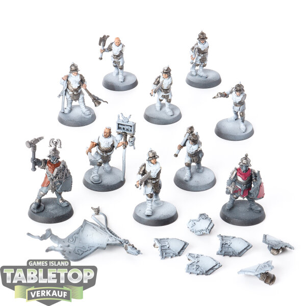 Cities of Sigmar - 10x Freeguild Steelhelms - teilweise bemalt