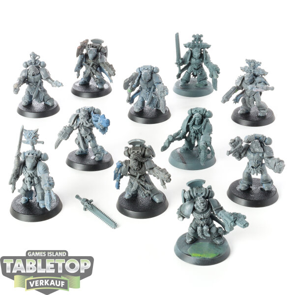 Space Wolves - 11 Blood Claws - grundiert