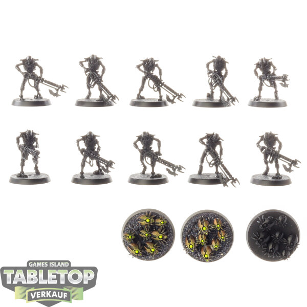 Necrons - 10x Necron Warriors - grundiert