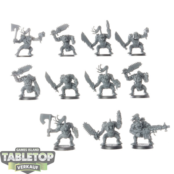 Orks - 11 x Ork Boyz - unbemalt