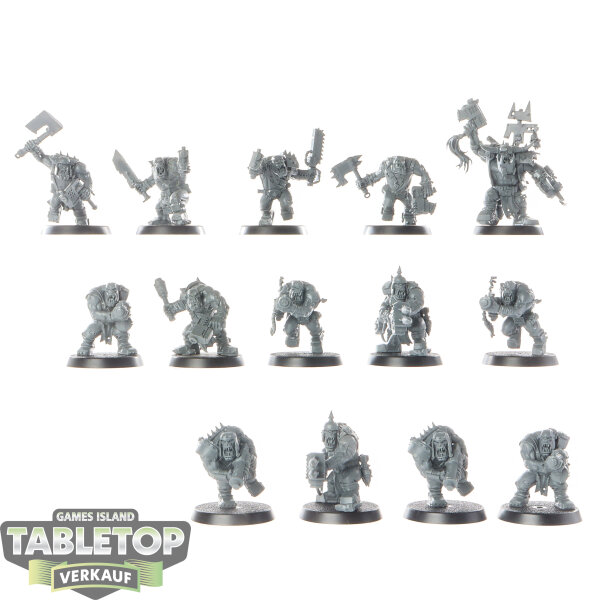 Orks - 14 x Boyz - unbemalt
