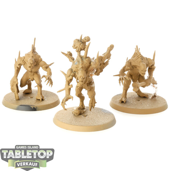 Flesh-eater Courts - 3 x Crypt Horrors - grundiert